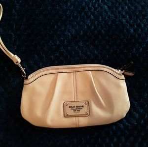 Relic wristlet purse